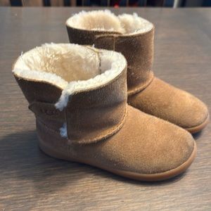 Girls Ugg' Keelan Shearling Boots - Toddler, size 10 Chestnut